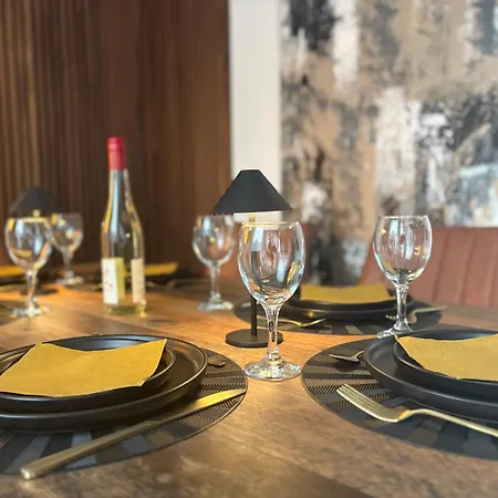 Neu Grosse Und Gemuetliche In I Kamin I Ruhige Sonnenterrasse I Parkplatz Kostenfrei Appartement Dresde