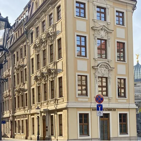 Apartamento Neu Große Und Gemütliche In I Kamin I Ruhige Sonnenterrasse I Parkplatz Kostenfrei Dresde