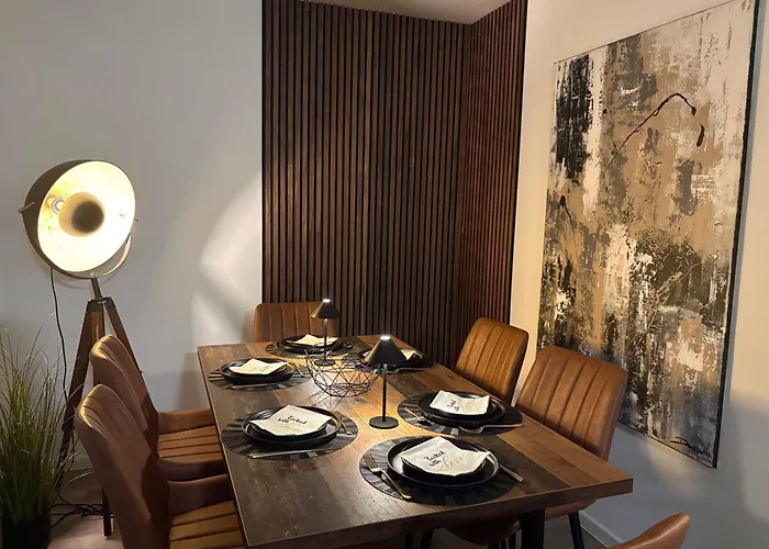 Neu Große Und Gemütliche In I Kamin I Ruhige Sonnenterrasse I Parkplatz Kostenfrei Apartamento *