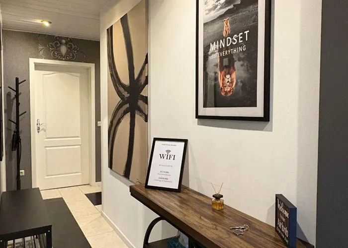 Neu Grosse Und Gemuetliche In I Kamin I Ruhige Sonnenterrasse I Parkplatz Kostenfrei