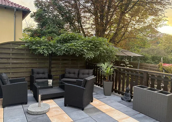 Neu Große Und Gemütliche In I Kamin I Ruhige Sonnenterrasse I Parkplatz Kostenfrei Apartamento