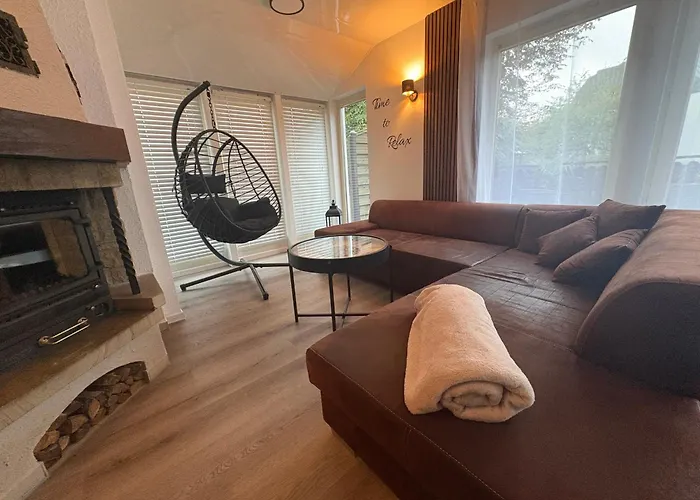 Neu Große Und Gemütliche In I Kamin I Ruhige Sonnenterrasse I Parkplatz Kostenfrei