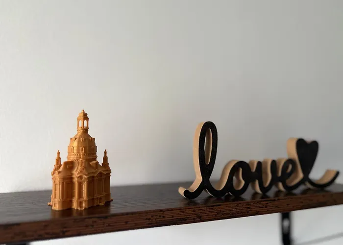 Neu Große Und Gemütliche In I Kamin I Ruhige Sonnenterrasse I Parkplatz Kostenfrei Apartamento Dresde