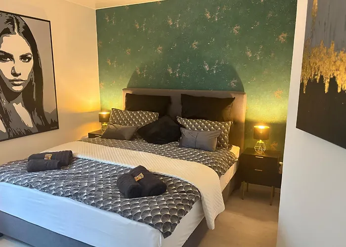 Neu Große Und Gemütliche In I Kamin I Ruhige Sonnenterrasse I Parkplatz Kostenfrei Apartamento Dresde