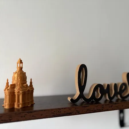 Neu Grosse Und Gemuetliche In I Kamin I Ruhige Sonnenterrasse I Parkplatz Kostenfrei Διαμέρισμα Δρέσδη