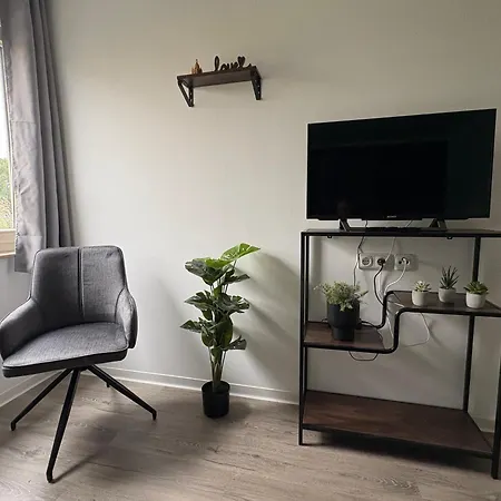 Neu Grosse Und Gemuetliche In I Kamin I Ruhige Sonnenterrasse I Parkplatz Kostenfrei * Δρέσδη