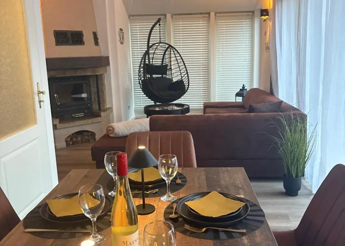 Neu Grosse Und Gemuetliche In I Kamin I Ruhige Sonnenterrasse I Parkplatz Kostenfrei Apartman Drezda